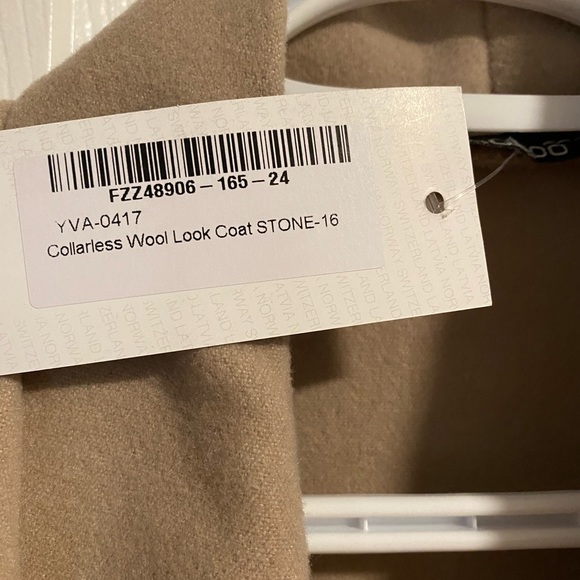 🐶 NWT Boohoo Collarless Wool Look Coat - Picture 10 of 14